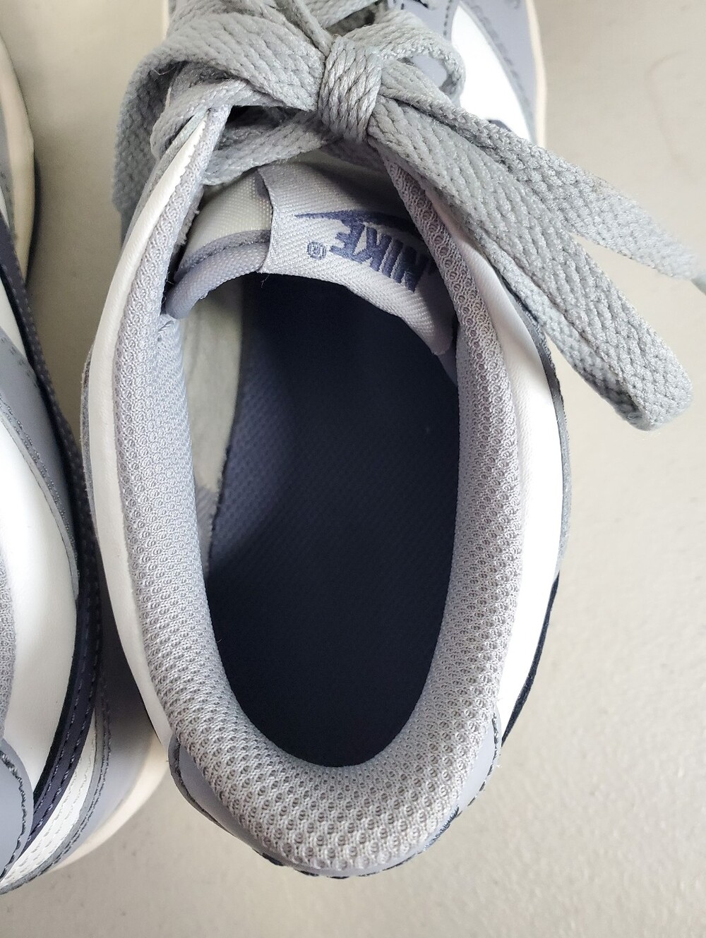 Nike Dunk Low Retro SE White Light Carbon US 5.5 Youth Athletic Tennis Shoes - Picture 7 of 11
